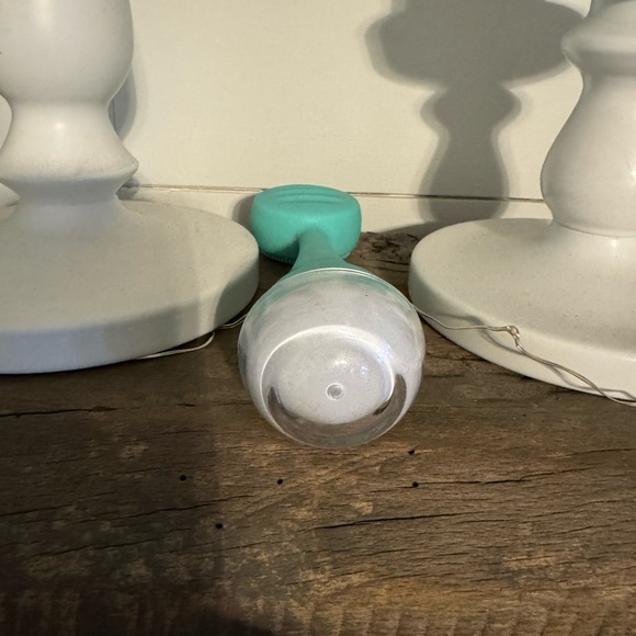 PMD Clean Smart Facial Cleansing Device with Silicone Brush & AntiAging Teal EUC - Picture 6 of 9